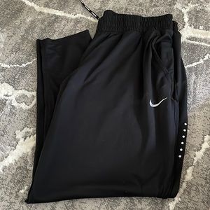 Nike jogger style leggings